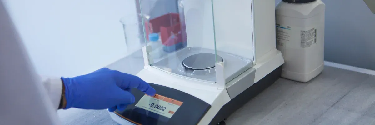balance de laboratoire tactile