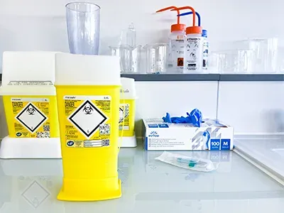 Implanter une gamme de collecteurs D.A.S.R.I (Déchets d'activités de soins à risques infectieux) avec LABELIANS