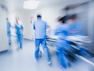 Les tests rapides sont-ils fiables en milieu hospitalier ?